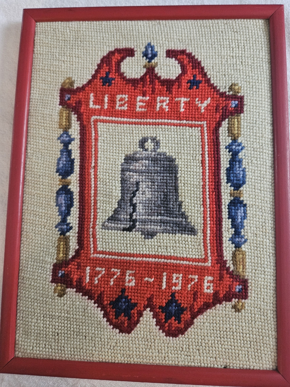 Authentic Vintage Liberty Bell Needlepoint Wall Art - Red, Blue, Gold 1776-1976 - Picture 3 of 5